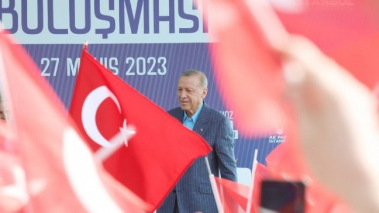 Erdogan gana las presidenciales en Turquía, según la comisión electoral