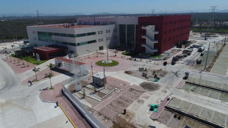 Urgen abran el nuevo Hospital General a pacientes Covid