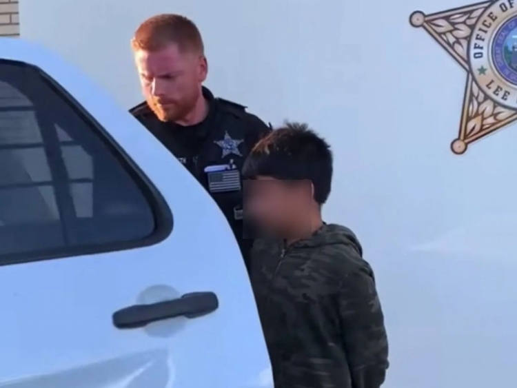 Detienen a ni&ntilde;o de 10 a&ntilde;os en Florida por amenazar con tiroteo masivo
