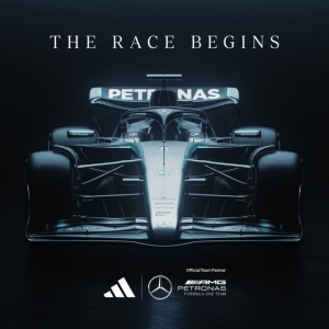 La escuder&iacute;a Mercedes de la F1 firm&oacute; con una nueva marca de ropa alemana