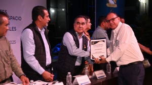 Cumple su compromiso el Rector Jesús Madueña; hace entrega de Titularidades Académicas a 325 docentes de 8 unidades académicas de la UAS en la zona Centro