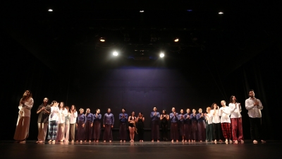 Con 7 coreograf&iacute;as alumnos de danza contempor&aacute;nea cerraron el ciclo escolar 2022