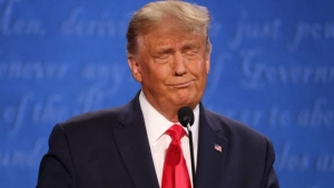 Piden 6 meses de c&aacute;rcel para exasesor de Trump por desacato al Congreso