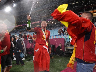 Jenni Hermoso es &ldquo;abducida&rdquo;: Real Federaci&oacute;n Espa&ntilde;ola de Futbol, sobre pol&eacute;mico beso