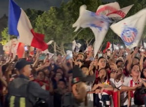"Dale Reba&ntilde;o" retumba en hotel de concentraci&oacute;n de Chivas previo a Semifinal