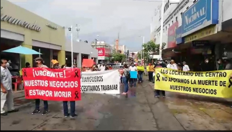 Crecen los reclamos contra Estrada Ferreiro; lo demandan ante Derechos Humanos