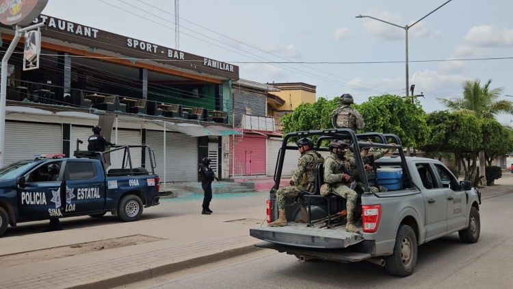 Un muerto y 3 heridos deja un enfrentamiento entre gatilleros en Villa Ju&aacute;rez, en Navolato