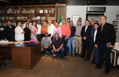 Gobernador Rocha sostiene reuni&oacute;n de acercamiento con S&iacute;ndicos electos