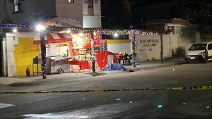 Hombre es asesinado en carreta de hot dogs en el fraccionamiento Villa Bonita
