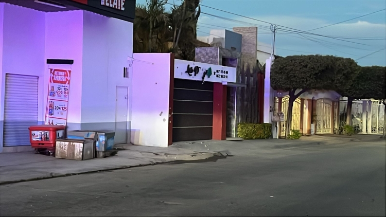 Civiles armados atacan a balazos un salón de eventos de la colonia Revolución