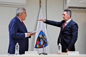 Miguel Ch&aacute;vez P&eacute;rez, nuevo director de la Escuela Normal de Sinaloa