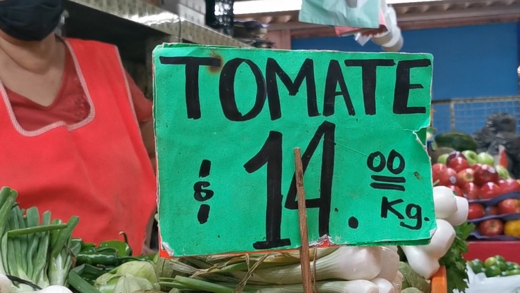 Baja el precio del tomate pero suben la papa y la calabaza