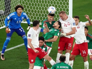 M&eacute;xico suma su primer punto en Qatar gracias a Ochoa; la Selecci&oacute;n Nacional empata a cero contra Polonia en su primer partido mundialista