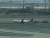 &iexcl;Terror en el aire! Avi&oacute;n se incendia tras chocar contra cami&oacute;n de bomberos, en Per&uacute;