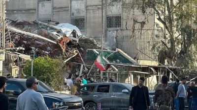 En Siria: ataque aéreo de Israel destruye edificio anexo a Embajada de Irán y hay 6 muertos
