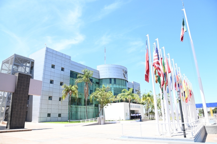 Tribunales validan reformas en la UAS; se advierte que sin la reingenier&iacute;a no ser&iacute;a posible la jubilaci&oacute;n din&aacute;mica