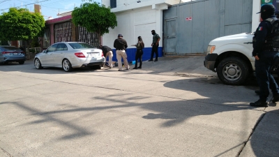 Un trabajador muri&oacute; por descarga el&eacute;ctrica y caer de una segunda planta mientras pintaba la pared de un negocio ubicado en la colonia Libertad