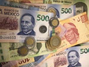 Lo bueno y lo malo del alza de 15% al salario m&iacute;nimo para 2021