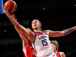 Brittney Griner volver&aacute; al basquetbol tras estar encarcelada en Rusia