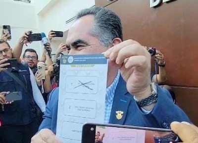 Pide Rector Madueña no se corrompa el proceso de elección