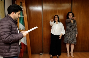 Rinden protesta oficiales del Registro Civil