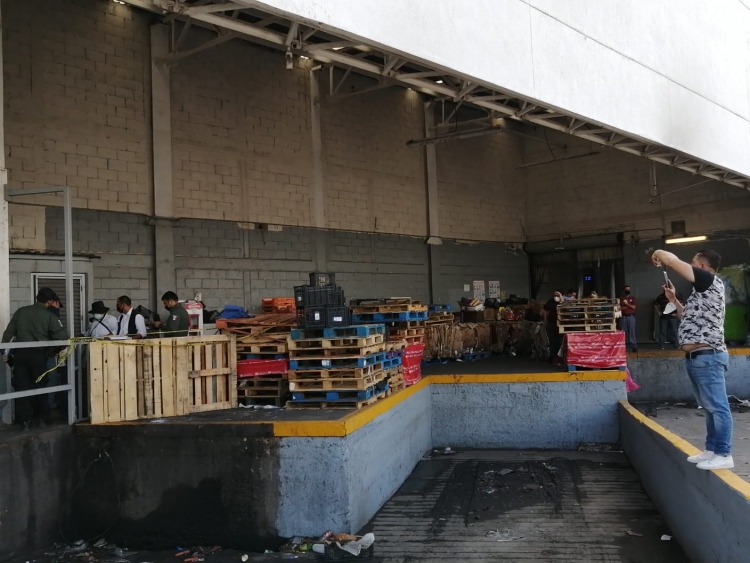 El cuerpo de un producto de siete meses de gestación fue localizado en el supermercado Humaya