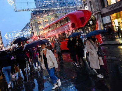 M&aacute;xima alerta en Londres ante nueva cepa; estropea Navidad
