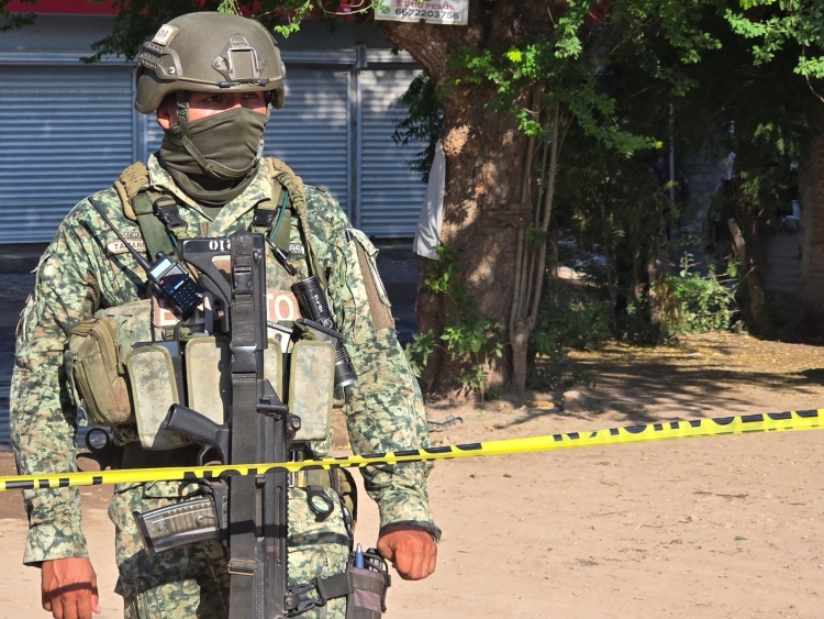 Asesinan a balazos a una mujer en la Colonia 5 de Febrero, en Culiac&aacute;n