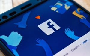Facebook planea modificar su algoritmo para enfrentarse al &eacute;xito de TikTok