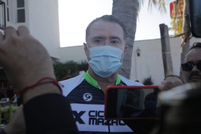 Quirino anuncia bono para trabajadores de la salud que atienden COVID