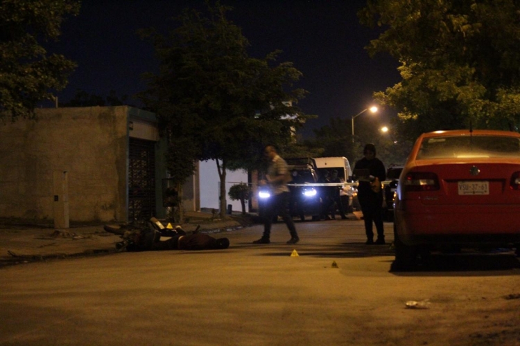Asesinan a balazos a motociclista en Alturas del Sur