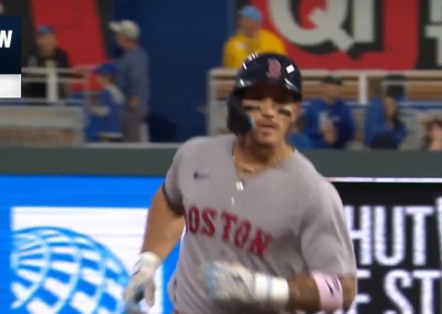 Jonr&oacute;n de dos carreras de Dur&aacute;n da a Medias Rojas triunfo sobre Kansas City