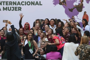 Mujeres gobernadoras: INE establece cuota de 5 candidatas para 2024; PAN impugnar&aacute;