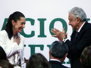Felicita L&oacute;pez Obrador a Sheinbaum por su boda, pero no ir&iacute;a a &eacute;sta