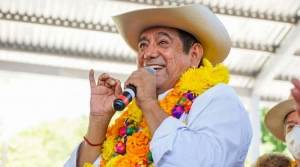 Comisi&oacute;n de Fiscalizaci&oacute;n del INE cancela candidatura de F&eacute;lix Salgado