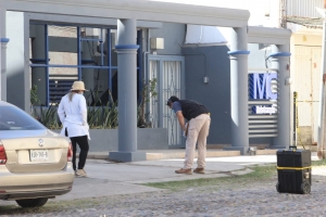 Solitario pistolero le pega dos balazos a dueño de una clínica de fisioterapia de Las Quintas, Culiacán