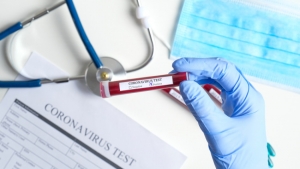 Donald Trump advierte de “muchas muertes” por coronavirus; ya hay más de 300,000 casos