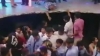 Piso de una discoteca en Per&uacute; durante graduaci&oacute;n de j&oacute;venes colapsa en plena fiesta