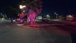 Muere uno de los 2 hombres que atacaron a balazos en una camioneta, en el Fraccionamiento Los &Aacute;ngeles, en Culiac&aacute;n