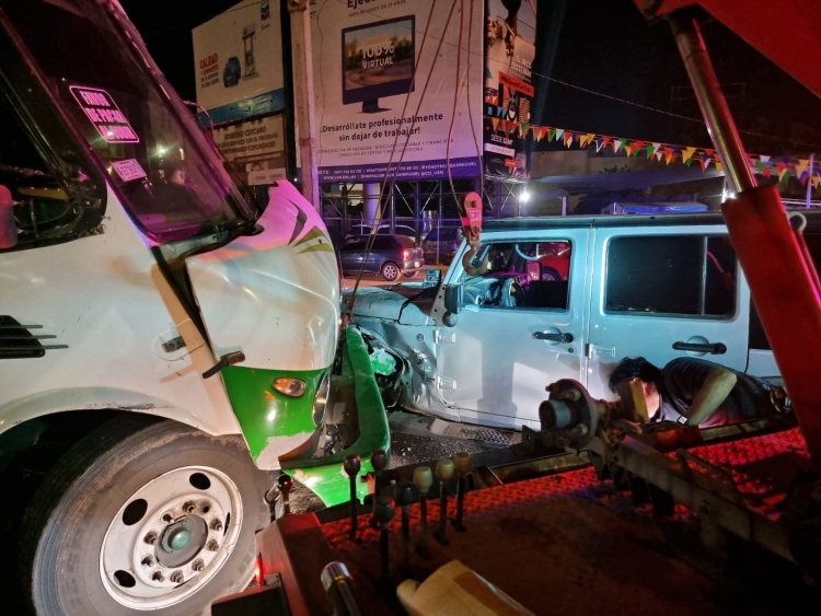Sin personas lesionadas de gravedad en accidente de tr&aacute;nsito en el sector de Humaya