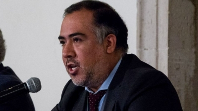 Omar G&oacute;mez Trejo renuncia como fiscal para el caso Ayotzinapa