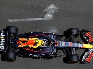 Checo P&eacute;rez conquista la carrera sprint del GP de Azerbaiy&aacute;n 2023 y hace historia