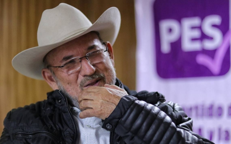 Exl&iacute;der de la autodefensa michoacana, Hip&oacute;lito Mora result&oacute; ileso en ataque armado en su contra