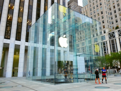 Rusia cuestiona a Apple por retirar app de su principal red social
