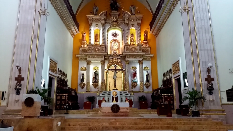 Se reúnen sacerdotes de la Diócesis de Culiacán para acordar medidas sanitarias en Iglesias