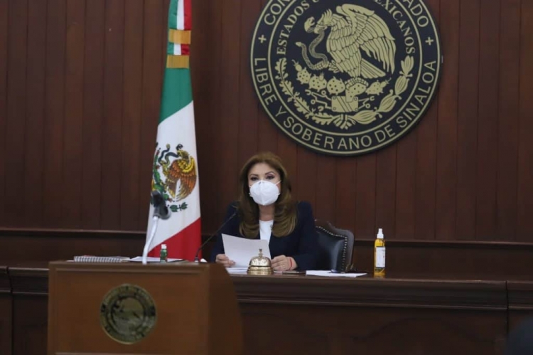 Ilegal resolver mediante Acuerdo, los dict&aacute;menes de las cuentas p&uacute;blicas: F&eacute;lix Niebla