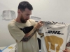 Lionel Messi posa y presume la camiseta de Pumas