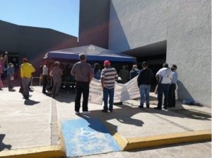 P&eacute;simo servicio del Issste tiene hartos a derechohabientes de la CNTE