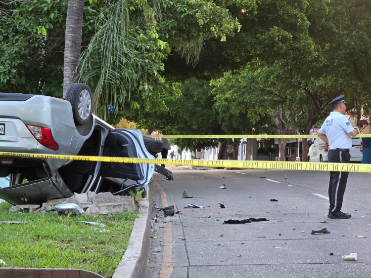 Un joven muere y otro queda lesionado en accidente vial en la Chapultepec, en Culiacán