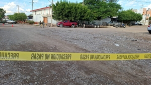 Atacan a balazos una camioneta en la colonia Emiliano Zapata, Culiac&aacute;n